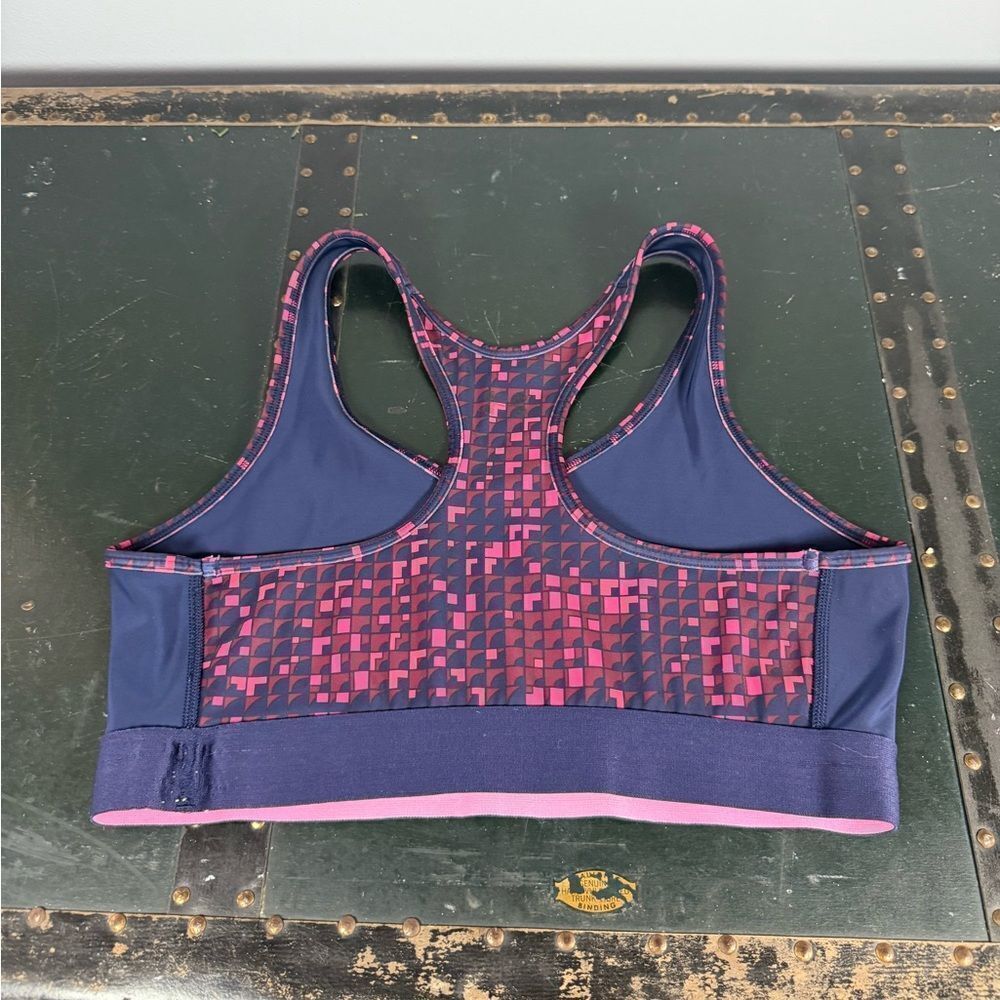 Under Armour Women's Sport Bra Size Medium Black & pink